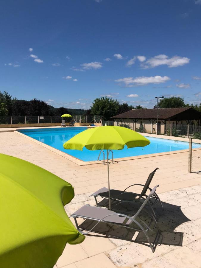 Camping Le Mondou Hotel Saint-Julien-de-Lampon Eksteriør billede