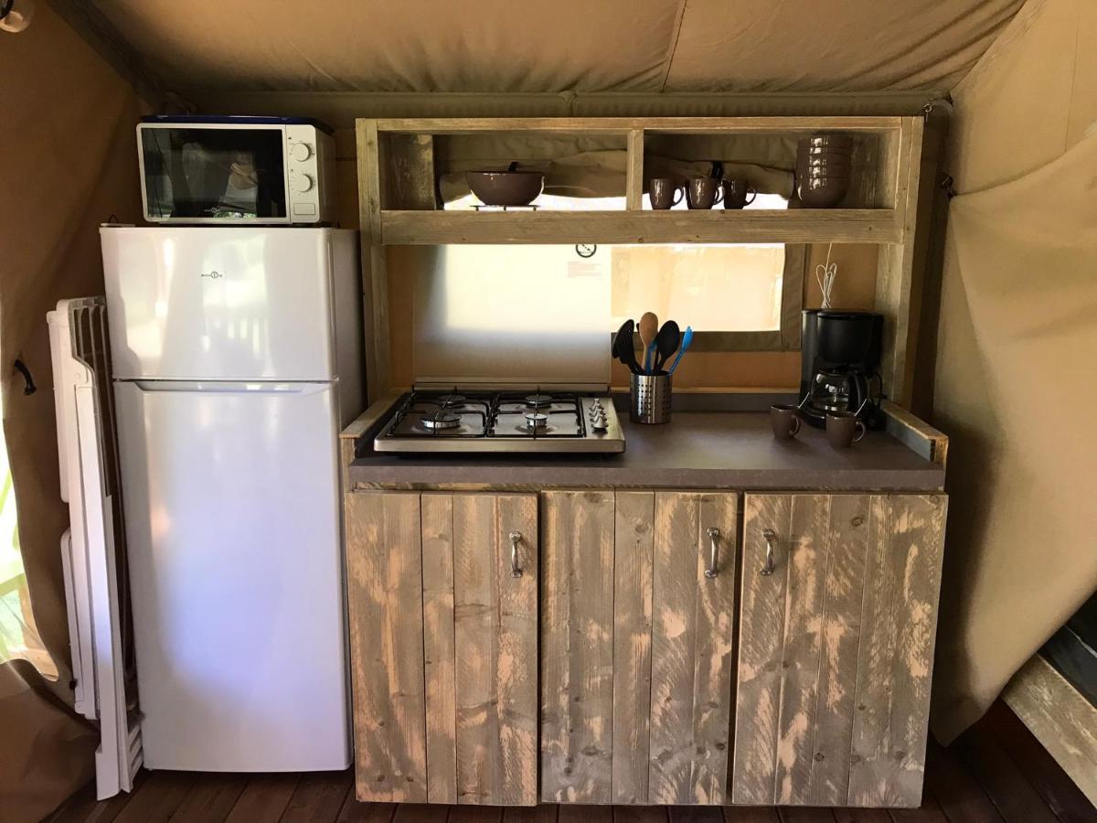 Camping Le Mondou Hotel Saint-Julien-de-Lampon Eksteriør billede